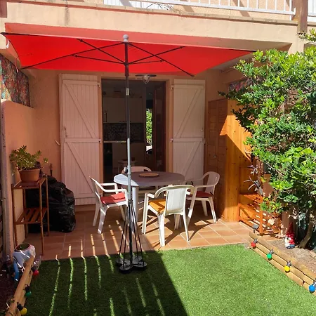 Joli Avec Jardin Lägenhet Cavalaire-sur-Mer